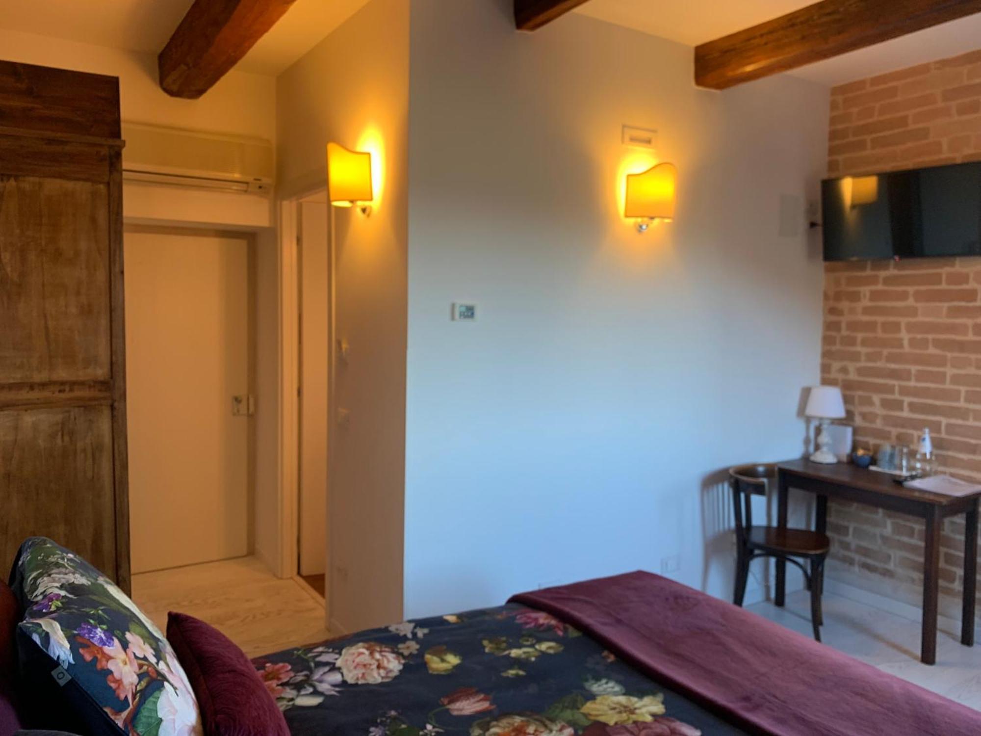 Gastronomic B&B Carlocarla Monte San Pietrangeli Exterior photo